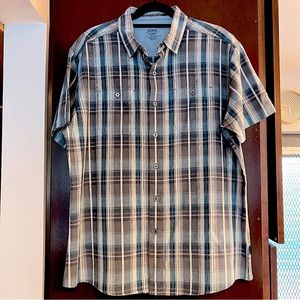 Men’s Kühl Casual Button Down Short Sleeve Shirt Size XL